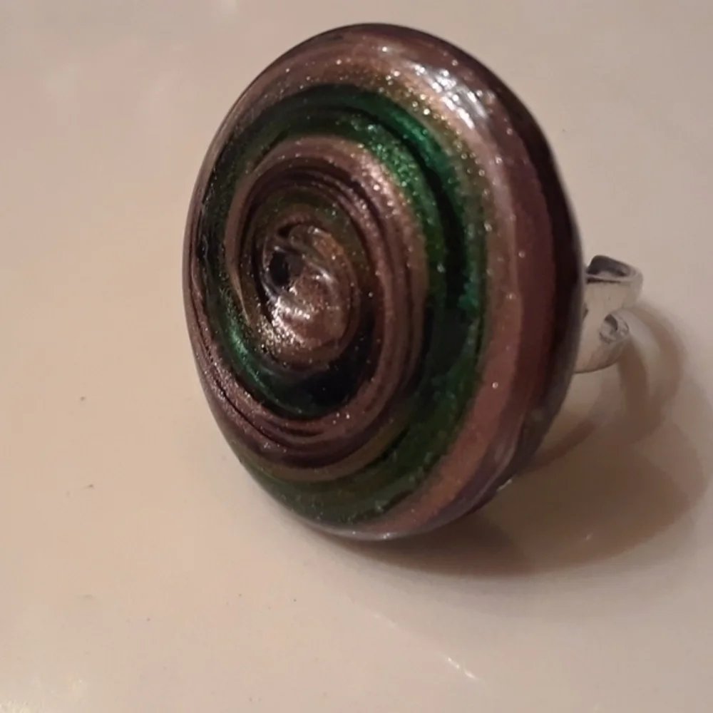 ☄Vintage Two-Tone Sparkly Acrylic Swirl Ri…